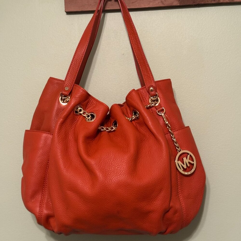 Michael Kors Bedford Large Pocket Tote - Orange Pebbled Leather